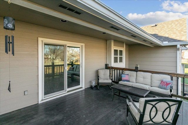 240 N Bent Tree Ct, Andover, KS 67002