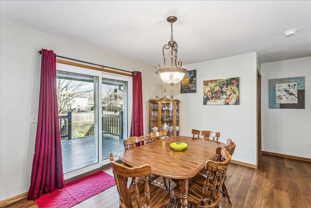 240 N Bent Tree Ct, Andover, KS 67002