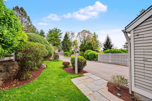 188 Boulder Ridge Road, Scarsdale, NY 10583