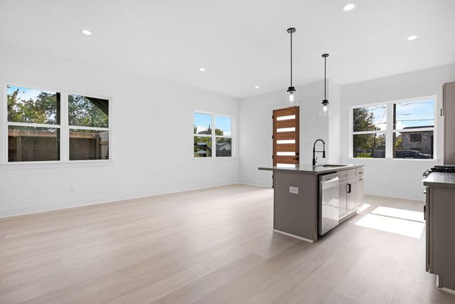 857 Fortune Street D, Houston, TX 77088