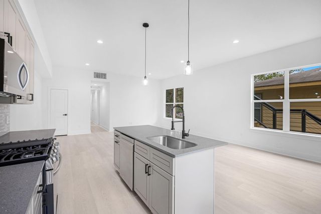 857 Fortune Street D, Houston, TX 77088