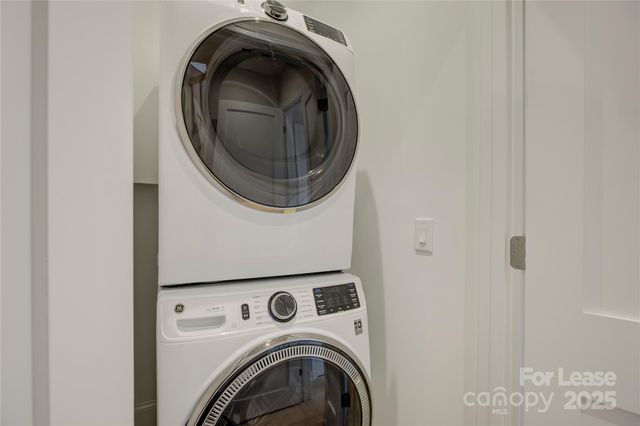 3015 Pinehurst Place, Charlotte, NC 28209