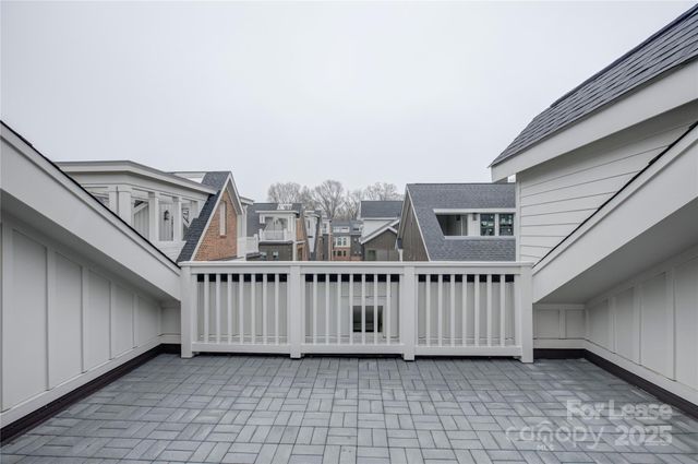 3015 Pinehurst Place, Charlotte, NC 28209