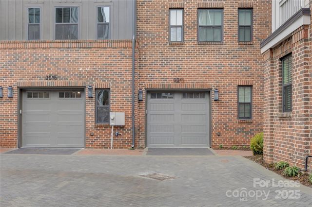 3015 Pinehurst Place, Charlotte, NC 28209