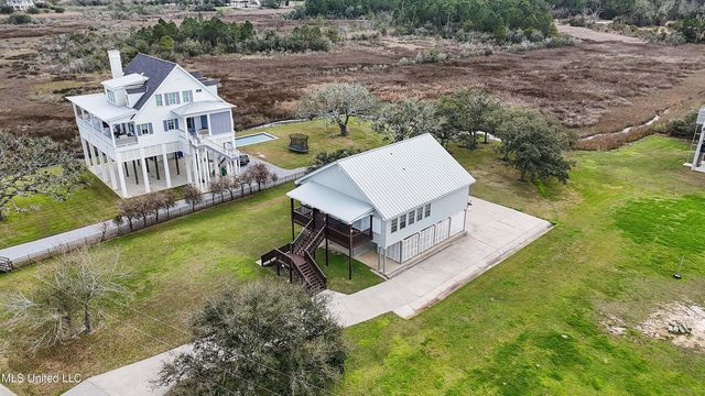 1478 N Beach Boulevard, Bay Saint Louis, MS 39520