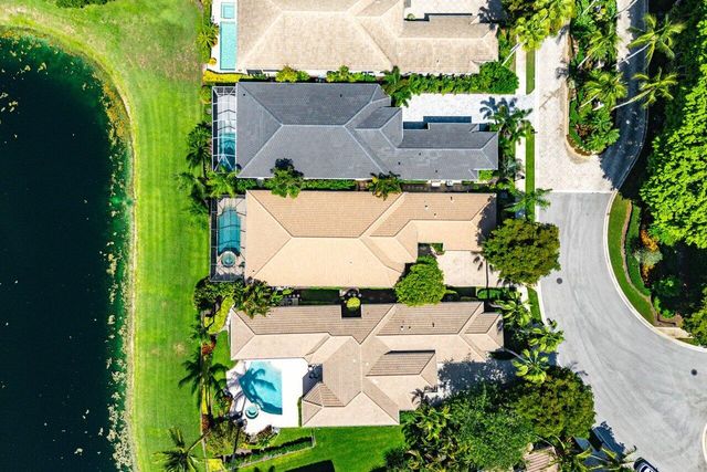 105 Island Cove Way, Palm Beach Gardens, FL 33418