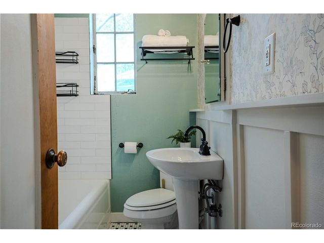 485 S Logan St 7, Denver, CO 80209