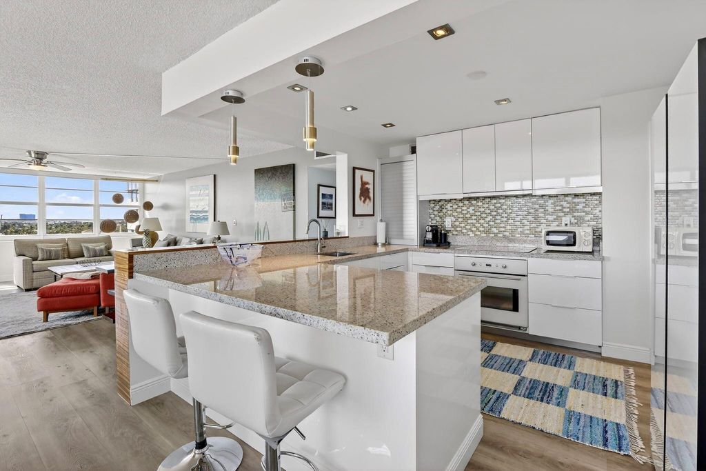 1160 N Federal Highway 714, Fort Lauderdale, FL 33304