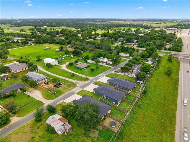 111 Fisher ST A & B, Elgin, TX 78621