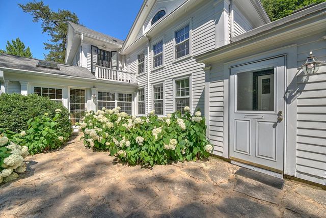 1201 S Waterville ROAD, Summit, WI 53066