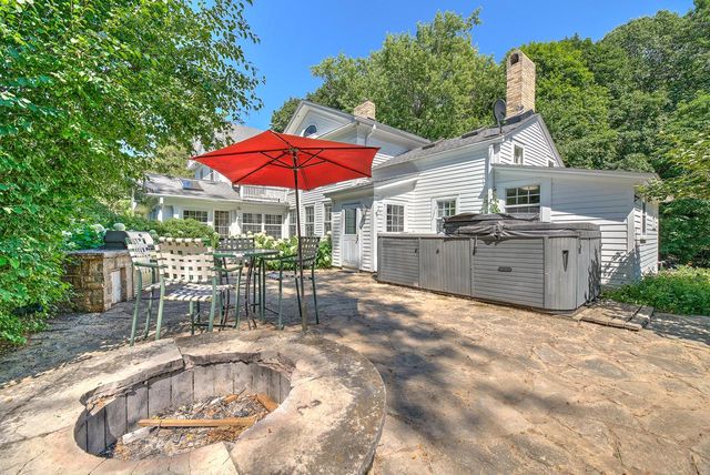 1201 S Waterville ROAD, Summit, WI 53066