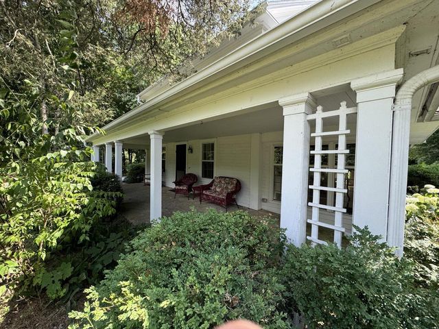 1201 S Waterville ROAD, Summit, WI 53066
