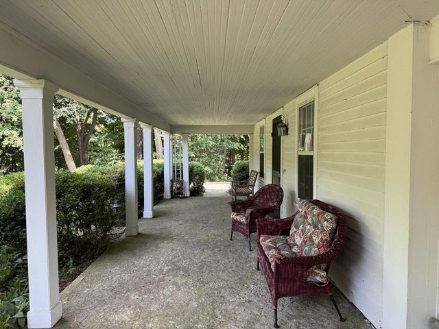 1201 S Waterville ROAD, Summit, WI 53066