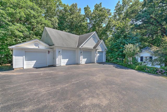 1201 S Waterville ROAD, Summit, WI 53066