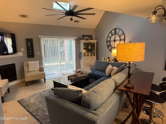 4804 S College Road S Unit 36, Wilmington, NC 28412