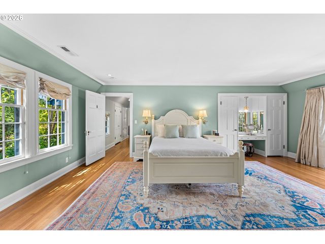 2840 Ne 21ST Ave, Portland, OR 97212