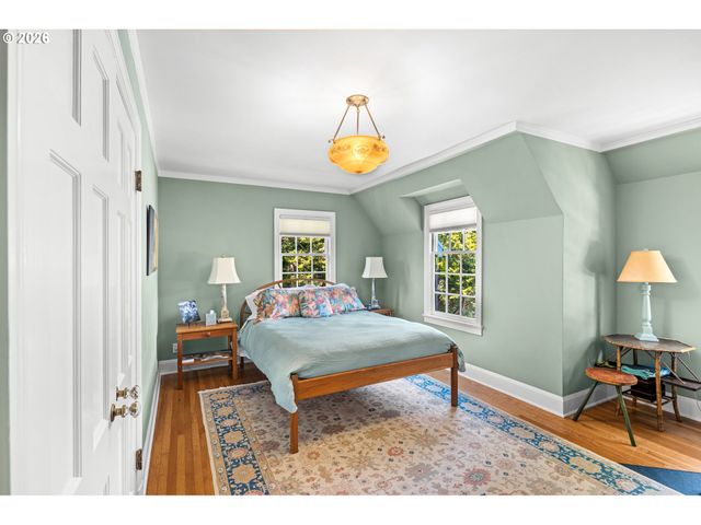 2840 Ne 21ST Ave, Portland, OR 97212