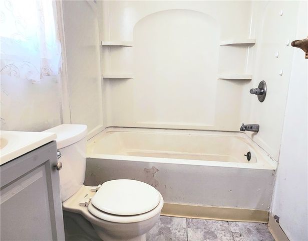 1118 Woodbine St, Stanton Heights, PA 15201