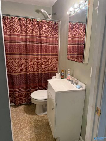 103 South Court, Gadsden, AL 35904