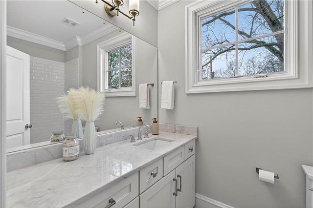 15 Lake Forrest Lane NE, Atlanta, GA 30342