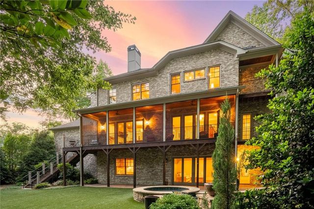 15 Lake Forrest Lane NE, Atlanta, GA 30342