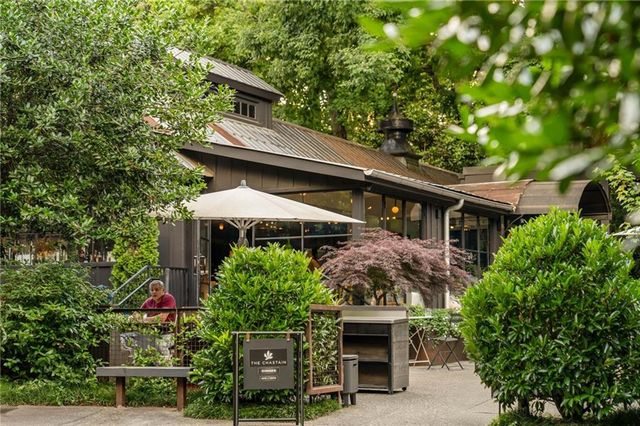 15 Lake Forrest Lane NE, Atlanta, GA 30342