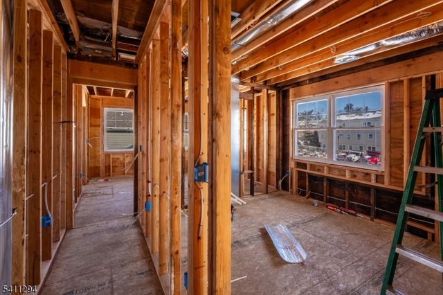 1123 Thompson Ave, Roselle Boro, NJ 07203