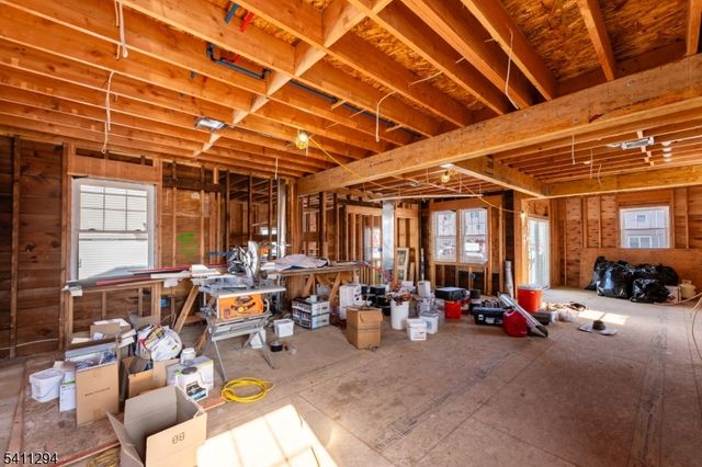 1123 Thompson Ave, Roselle Boro, NJ 07203