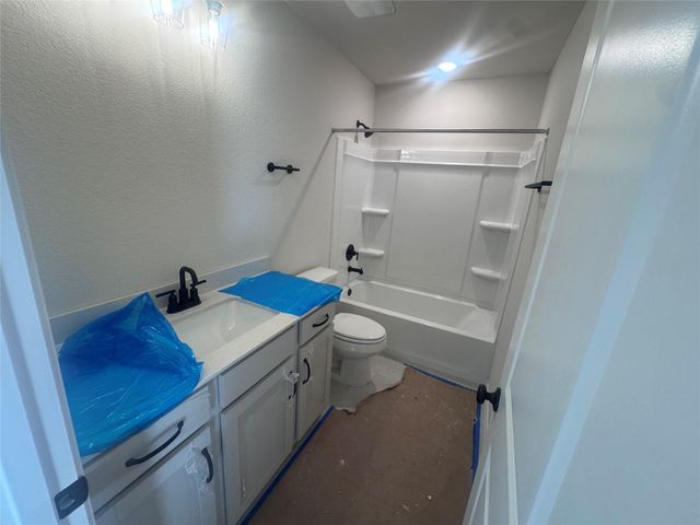 331 Willow Heights DR, Hutto, TX 78634