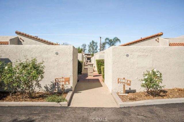 1393 Bouquet, Upland, CA 91786