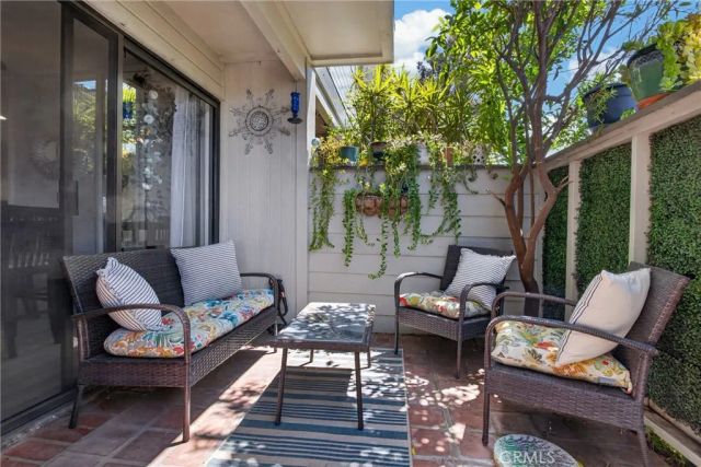 6491 Twin Circle Lane 5, Simi Valley, CA 93063