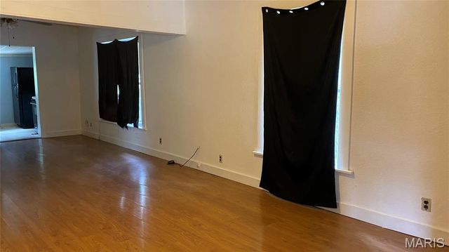 808 W Washington Street, St James, MO 65559