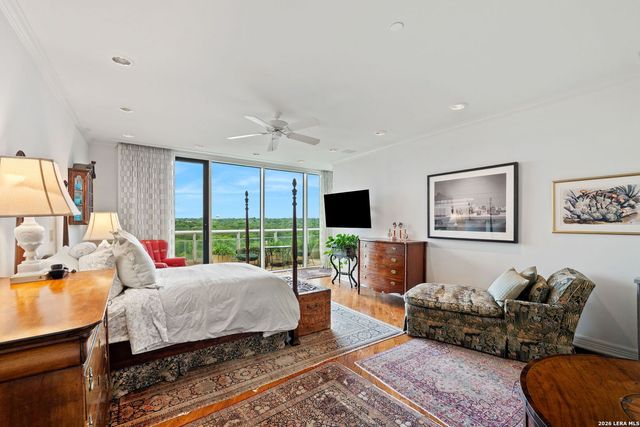 200 Patterson Ave Apt 900, San Antonio, TX 78209