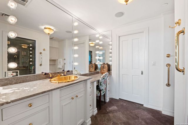 200 Patterson Ave Apt 900, San Antonio, TX 78209