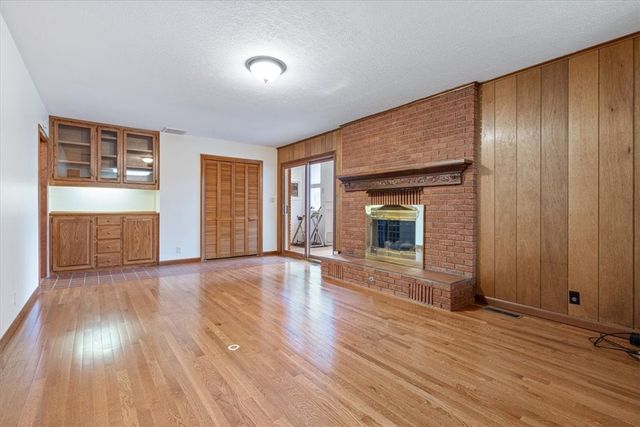 904 Elgin Street, Siloam Springs, AR 72761