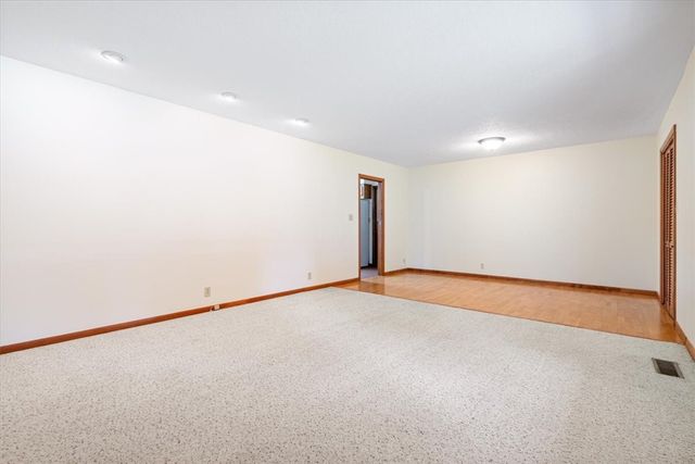 904 Elgin Street, Siloam Springs, AR 72761