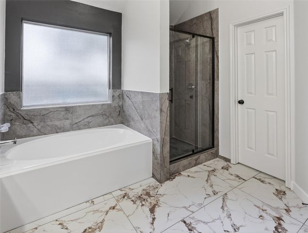 4418 W Thunderwood Circle, Fresno, TX 77545