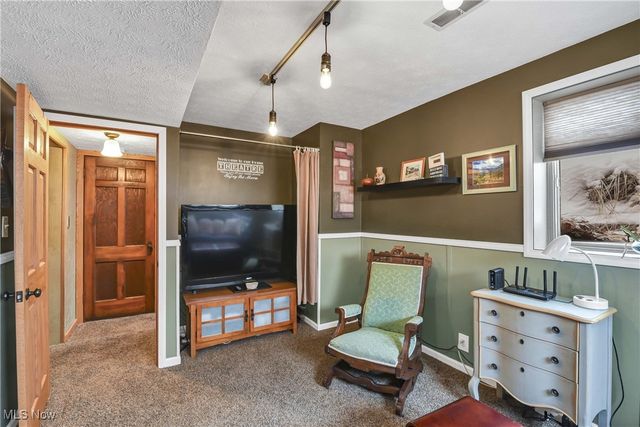 8377 Akins Road, North Royalton, OH 44133