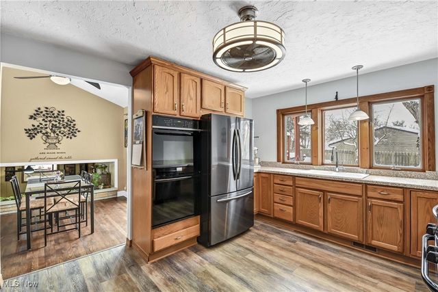 8377 Akins Road, North Royalton, OH 44133