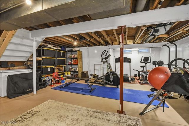 8377 Akins Road, North Royalton, OH 44133