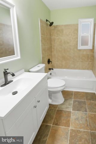 210 BACON AVE, New Castle, DE 19720