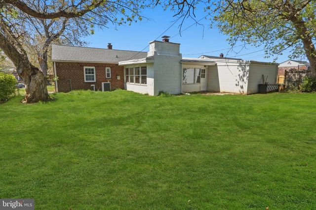 210 BACON AVE, New Castle, DE 19720