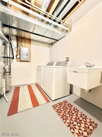 719 Gold Leaf Court, Streetsboro, OH 44241