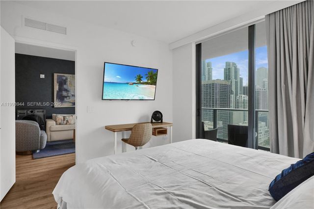 159 NE 6th St 1809, Miami, FL 33132