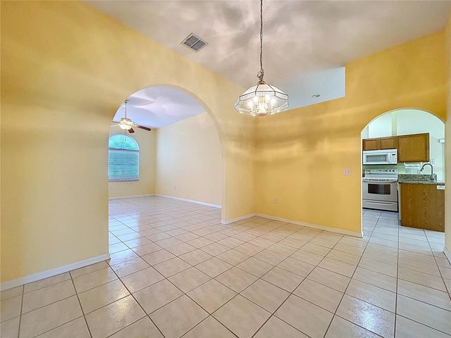 9330 VILLA ENTRADA, New Port Richey, FL 34655