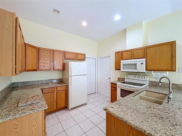 9330 VILLA ENTRADA, New Port Richey, FL 34655