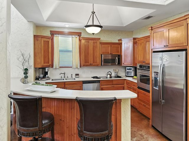 1002 Hoylake Court, Ennis, TX 75119