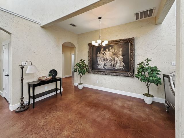 1002 Hoylake Court, Ennis, TX 75119