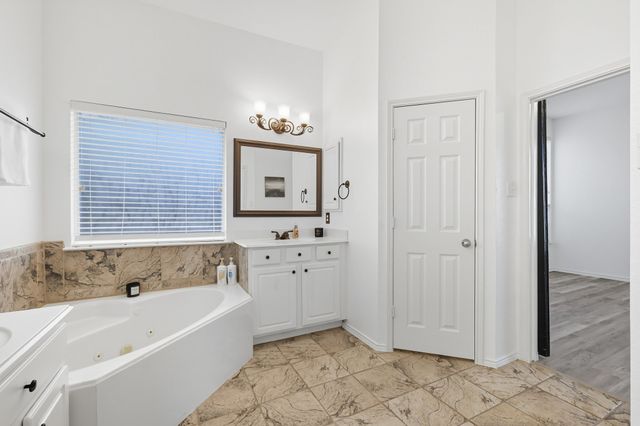 13180 Mannheim Drive, Frisco, TX 75033