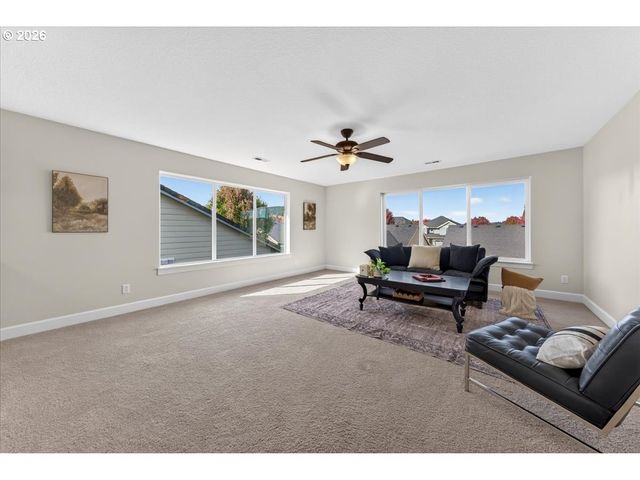 1145 34TH Pl, Forest Grove, OR 97116